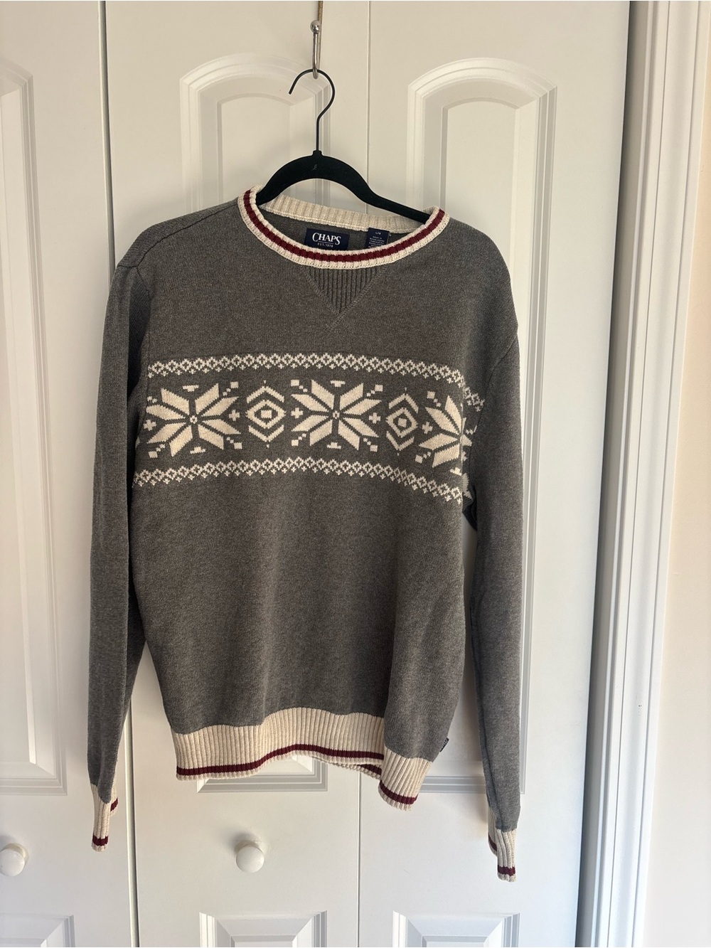 Chaps Men’s Fair Isle Nordic Snowflake Sweater Gray Large